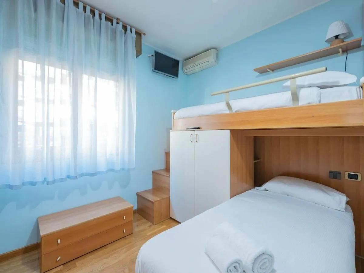 Abeti House Apartment Milan 0*,